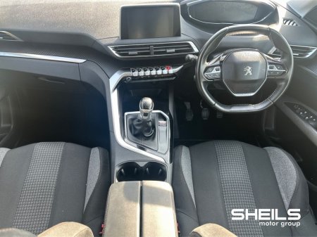 2021 Peugeot 5008 - thumbnail 3