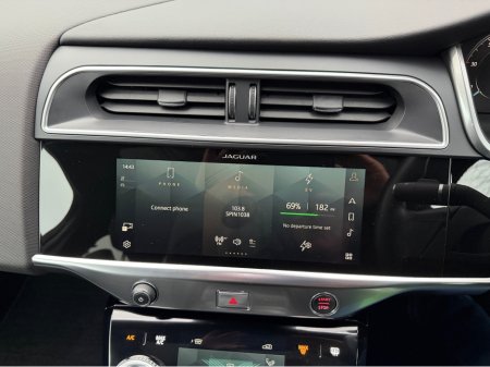 2024 Jaguar I-Pace 2 YEAR AA PLATINUM WARRANTY//R-DYNAMIC EV400 BLACK EDITION//IMMACULATE THROUGHOUT//PANORAMIC ROOF//SIMI AND AA DEALER €39,950 thumbnail