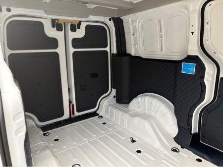 2026 Kia PV5 CARGO 2026 €44,200 thumbnail