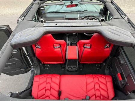 2010 Jeep Wrangler - thumbnail 11