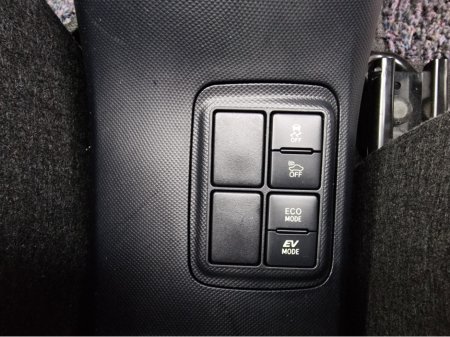 2016 Toyota Aqua - thumbnail 24