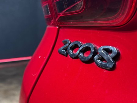 2017 Peugeot 2008 BLACK HALF LEATHER - FACTORY ALLOYS - REVERSE CAMERA €12,950 thumbnail