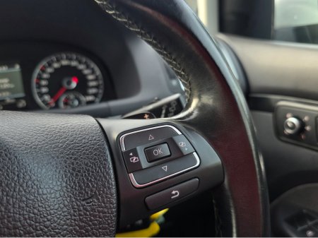 2012 Volkswagen Touareg 1.4 TSI HIGHLINE EDITION 7 SEATER ALLOYS SIMI DEALER - SPECIALISING IN IMPORTS OF GERMAN AUTOMATIC HI SPEC CARS thumbnail