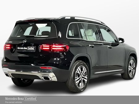 2025 Mercedes-Benz GLB - view 3