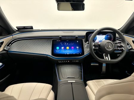 2026 Mercedes-Benz E Class E 300 de AMG Line | Plug-in Hybrid, Heated Seats, 360-degree Reversing Camera, Sports Seats thumbnail