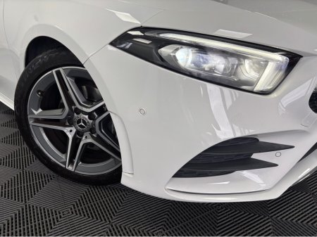 2018 Mercedes-Benz A Class MERCEDES-BENZ A CLASS A180*ELECTRIC MEMORY ADJUSTABLE HEATED SEATS*REVERSE CAM & SENSORS*DRIVE MODES*KEYLESS ENTRY & START*FINANCE AVAILABLE TRADE INS WELCOME* €23,950 thumbnail
