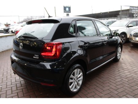 2017 Volkswagen Polo 1.2TSI COMFORTLINE PLUS 5DR HATCHBACK AUTOMATIC // AS NEW CONDIITION // // BUY WITH CONFIDENCE AA AND SIMI APPROVED DEALER 2026 // €12,950 thumbnail