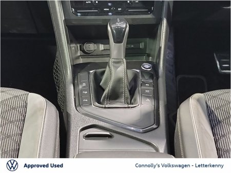 2021 Volkswagen Tiguan 2.0 TDI 150HP R-Line DSG thumbnail