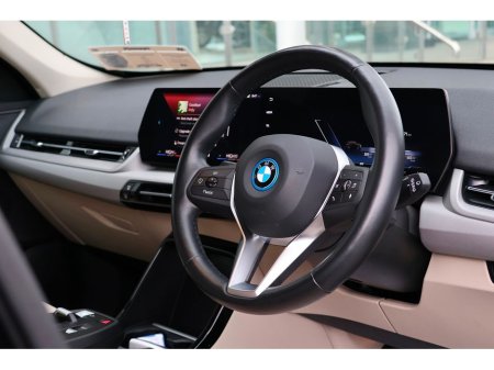 2024 BMW iX1 - thumbnail 7