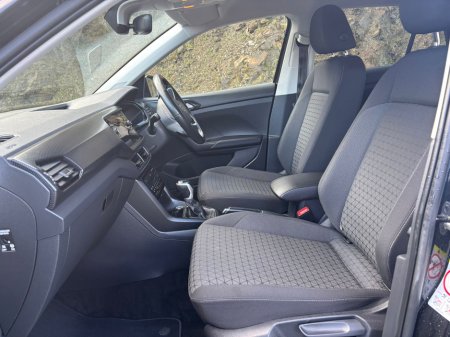 2023 Volkswagen T-Cross Life 1.0 TSI 110HP DSG €25,950 thumbnail