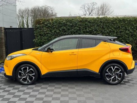 2018 Toyota C-HR 1.8 HYBRID // SERVICE HISTORY // 18" DIAMOND CUT ALLOYS // ADAPTIVE CRUISE CONTROL €17,750 thumbnail
