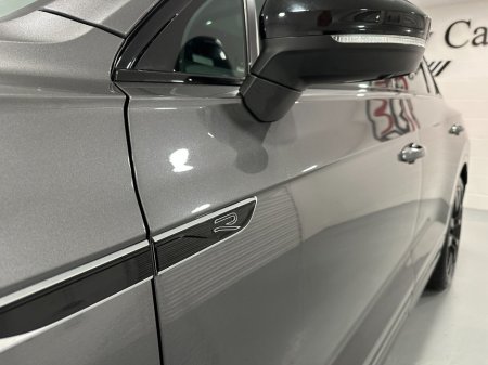 2023 Volkswagen Touareg - thumbnail 12