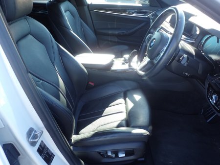 2017 BMW 5 Series - thumbnail 9