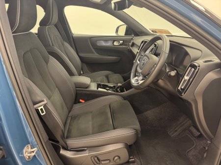 2022 Volvo XC40 BEV 231hp Ultimate €29,950 thumbnail
