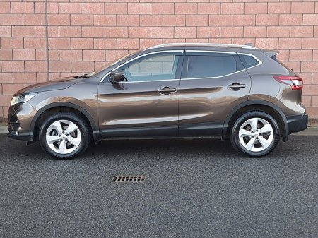 2018 Nissan Qashqai SV Premium with Moonroof 1.5 Diesel. €15,650 thumbnail