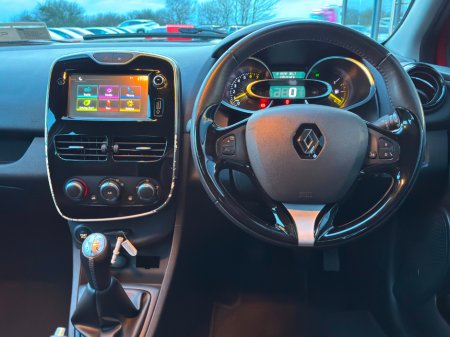 2016 Renault Clio 1.2i Dynamique Nav 5 Door €8,995 thumbnail