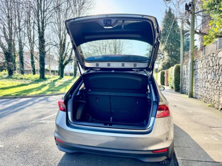 2021 Volkswagen Golf - thumbnail 14