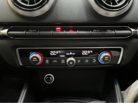 2018 Audi A3 €17950 2018 AUDI A3 SPORTBACK TFSI 1.4 AUTOMATIC / CRUISE CONTROL / REVERSE CAMERA AND MORE €17,950 thumbnail