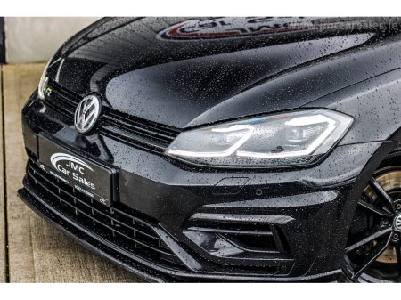 2019 Volkswagen Golf - view 3