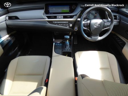 2022 Lexus ES 300 H Hybrid Dynamic €41,950 thumbnail