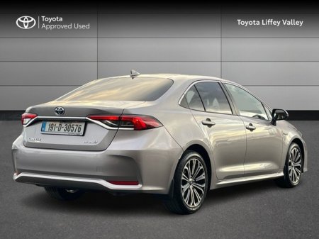 2019 Toyota Corolla LUNA SPORT 4DR HYBRID SALOON €20,950 thumbnail