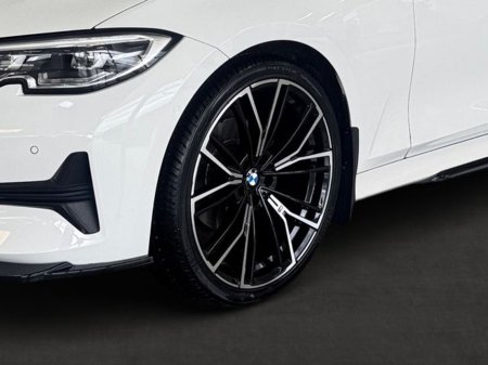 2019 BMW 3 Series - thumbnail 10