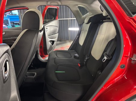 2019 Renault Captur - thumbnail 17