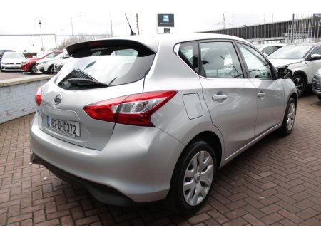 2018 Nissan Pulsar - view 4