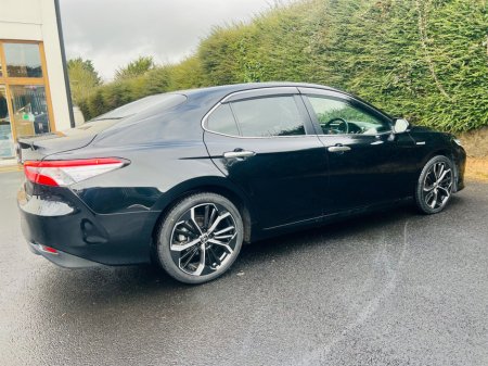 2019 Toyota Camry - thumbnail 12