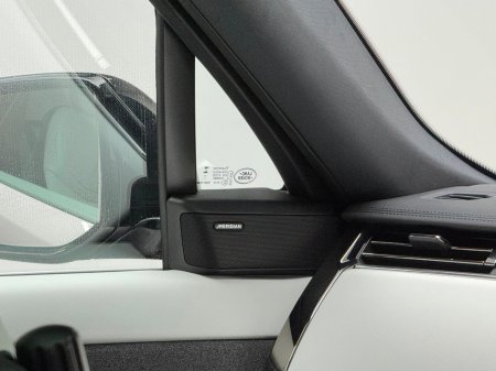 2026 Land Rover Range Rover Sport - thumbnail 16