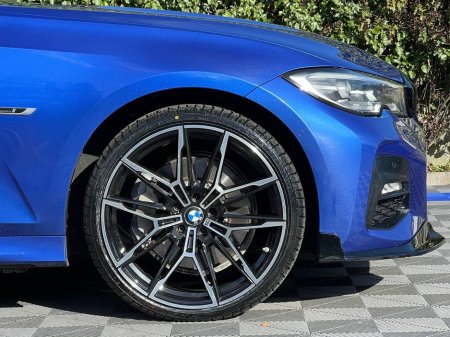2022 BMW 3 Series - thumbnail 9