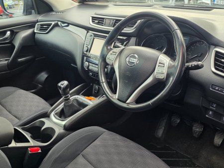 2016 Nissan Qashqai 1.5D SVE €8,450 thumbnail
