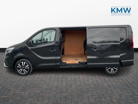 2022 Renault Trafic Sport LWB 2.0 170BHP Automatic €22,500 thumbnail