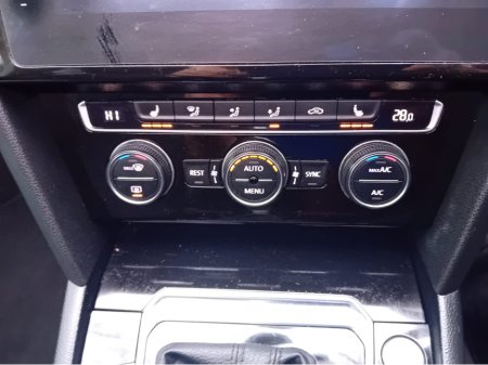 2017 Volkswagen Arteon - thumbnail 25