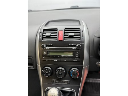 2011 Toyota Auris 1.4 D-4D SPORT 5DR €5,950 thumbnail