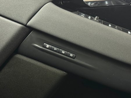 2024 Land Rover Range Rover Evoque - thumbnail 16
