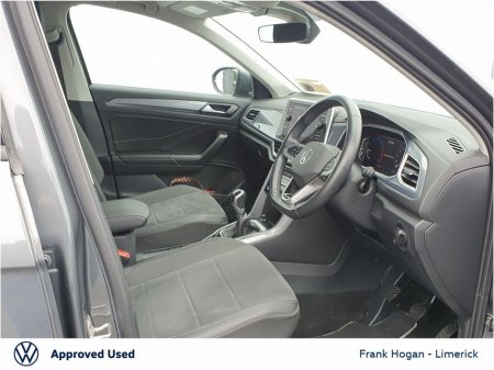 2023 Volkswagen T-Roc - thumbnail 8