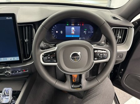 2026 Volvo XC60 - thumbnail 14