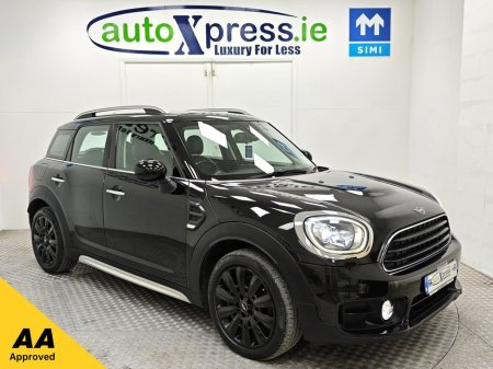 2018 MINI Cooper D CROSSOVER 2.0 Automatic, Reversing camera