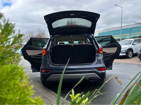 2018 Hyundai Santa Fe - thumbnail 32