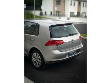 2016 Volkswagen Golf CL 1.6 TDI D7F 5DR 11 110HP 5 €13,250