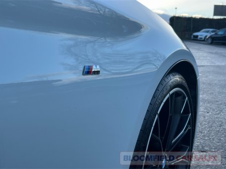 2017 BMW 5 Series - thumbnail 32