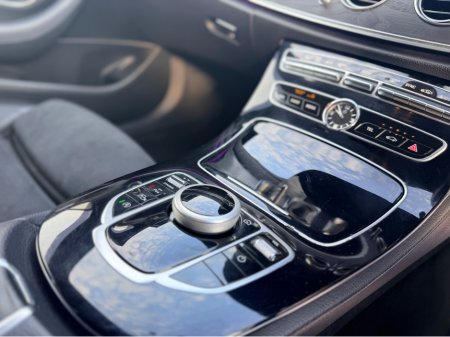 2016 Mercedes-Benz E Class - thumbnail 16