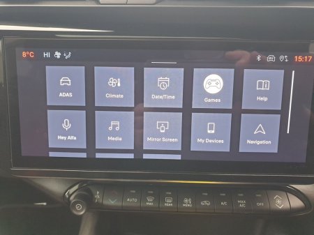 2025 Alfa Romeo Junior Ibrida 1.2(136bhp) MHEV, Premium+Tech+Sunroof+18" Alloys €39,995 thumbnail