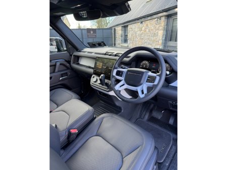 2026 Land Rover Defender - thumbnail 26