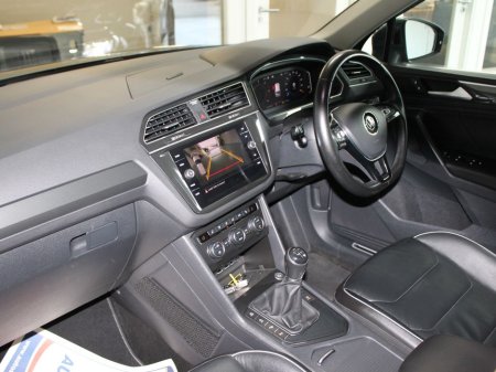 2020 Volkswagen Tiguan - thumbnail 9