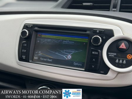 2013 Toyota Yaris 1.33 VVT-I TREND 5DR - FRESH NCT €6,950 thumbnail