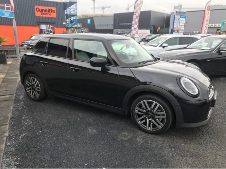 2024 MINI Cooper 42GD CLASSIC C 5DR AUTO €33,750 thumbnail
