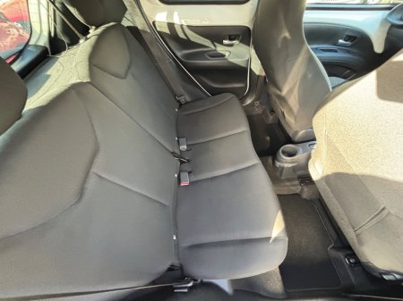 2022 Toyota Aygo 1.0 VVT-i x-play Smartphone €13,500 thumbnail