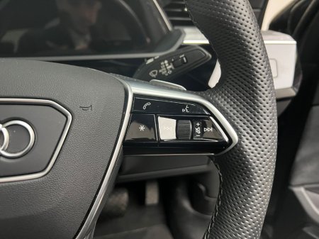 2023 Audi e-tron 55 VORSPRUNG SPORTBACK QUATTRO €56,990 thumbnail